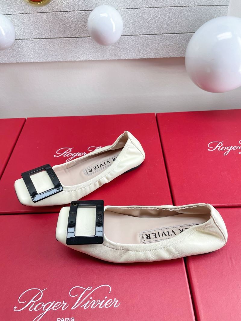 Roger Vivier flat shoes